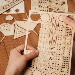 Robotime 3D Houtenpuzzel Muziekinstrument Drumstel, TG409, 19x13,5x11cm - 6946785116816 21 Robotime 3D Houtenpuzzel Muziekinstrument Drumstel, TG409, 19x13,5x11cm - 6946785116816 -Puzzels Verfijnd Winkel 550x578 13