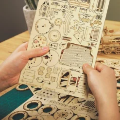 Robotime Modelbouwpakket V8 Gp Car 19 X 8 Cm Hout 220-delig -Puzzels Verfijnd Winkel 550x578 7